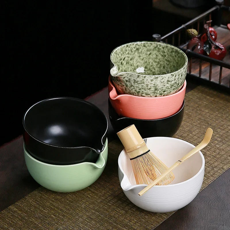 Japanese matcha suits with dumping of mouth of bowl with ceramic egg beater matcha tea spoon of maccha powder compact gift box