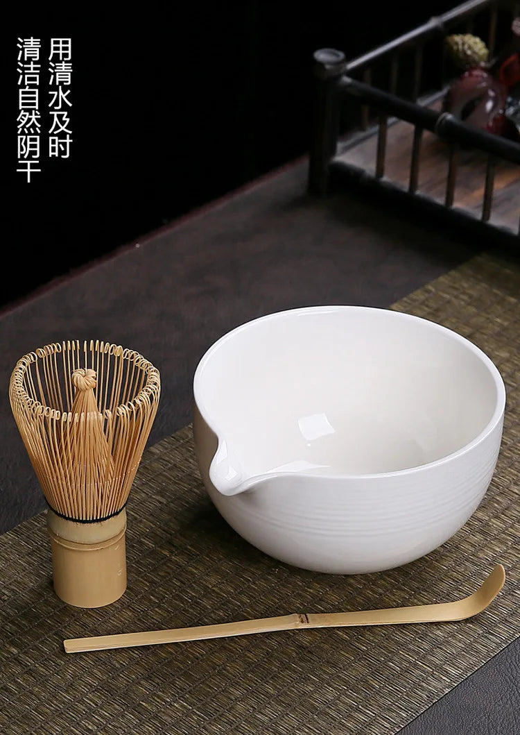 Japanese matcha suits with dumping of mouth of bowl with ceramic egg beater matcha tea spoon of maccha powder compact gift box